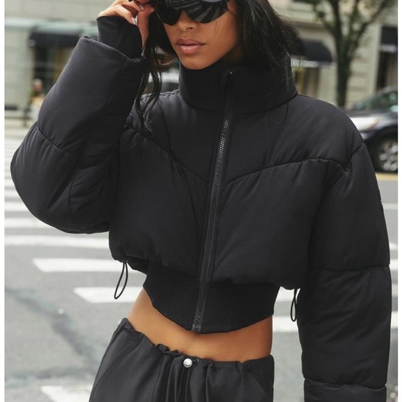 ALO Yoga Jackets & Blazers - ALO Yoga Black Cropped Puffer Jacket with High Collar